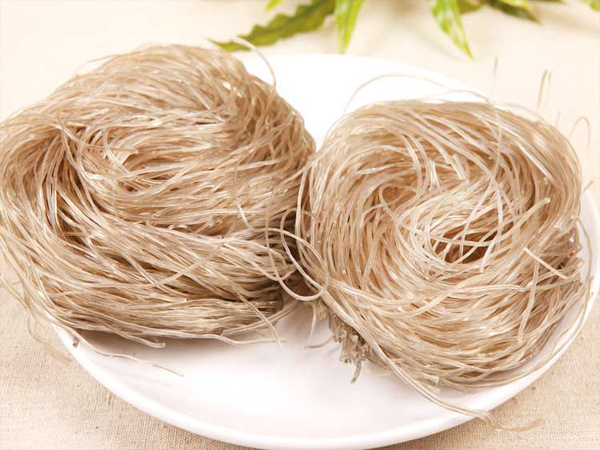 即食酸辣粉粉团