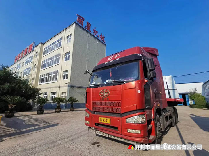 出产厂家宏胜国际|Home机械发货忙乱，工厂货源