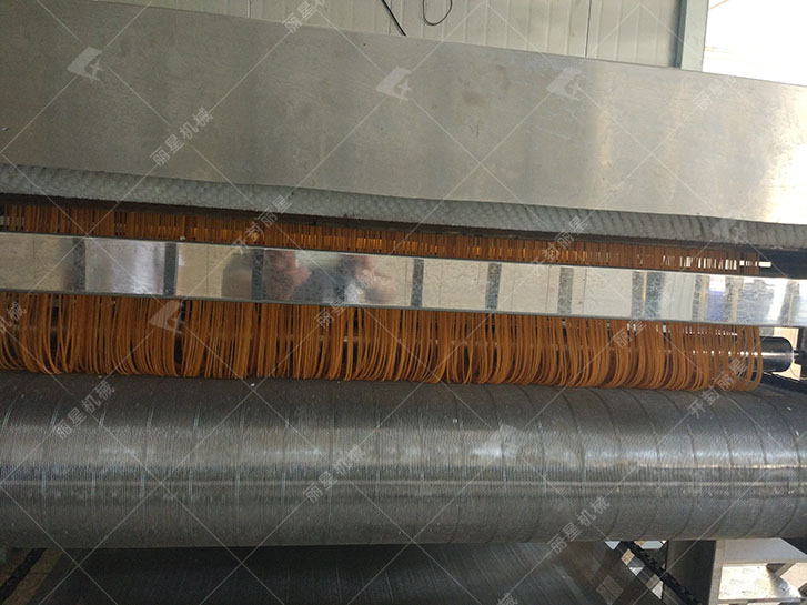 红薯粉丝机适合中幼型工厂使用的是哪一种工艺？