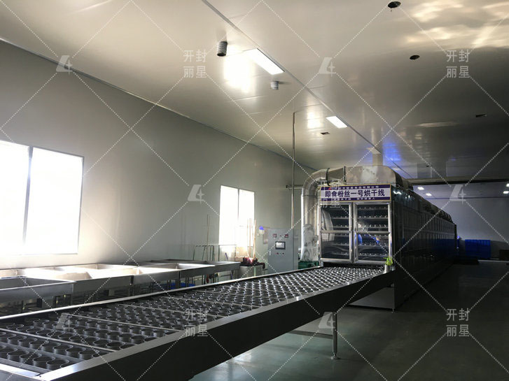 方便粉丝机出产线图片