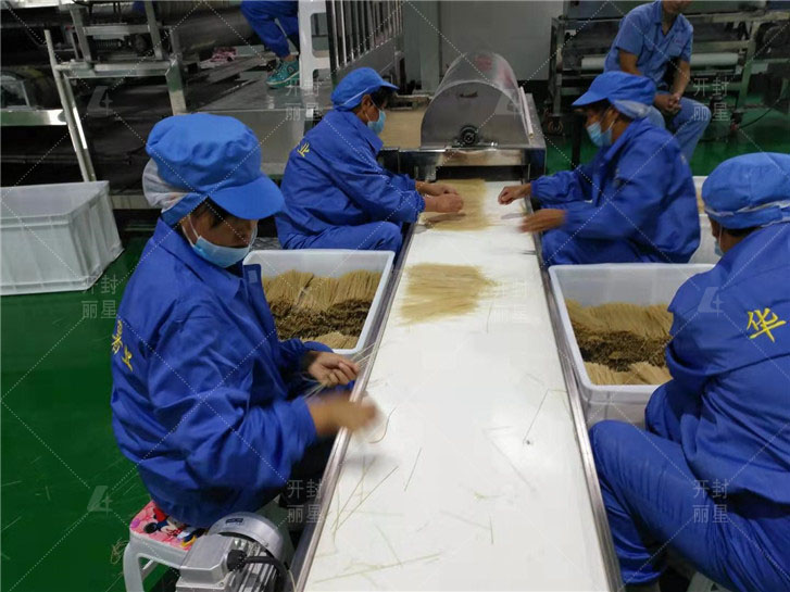 粉条出产线蕴含14个步骤 粉丝加工技术升级