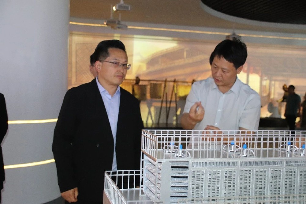 上？蜕痰鞑楣，同谋发展新篇章