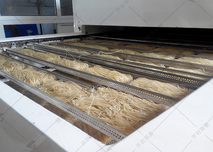 宏胜国际|Home多职能粉条烘干出产线，还原筋路口感